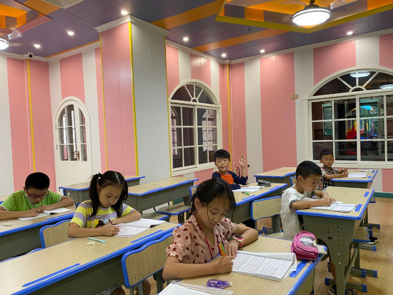 幼兒園孩子練習作業-樂童國際幼兒園
