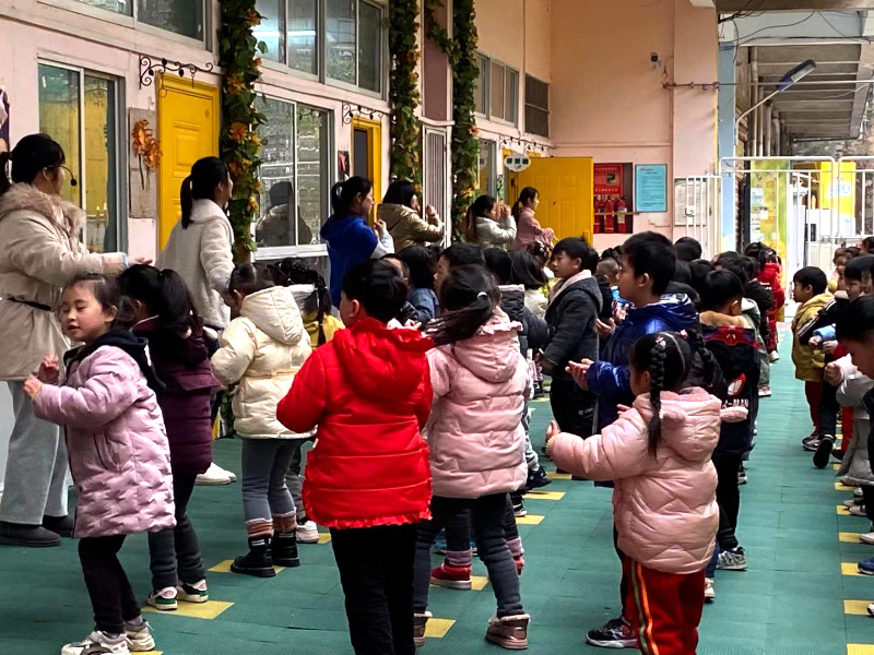 郴州市北湖區(qū)金橋幼兒園師生風(fēng)采1