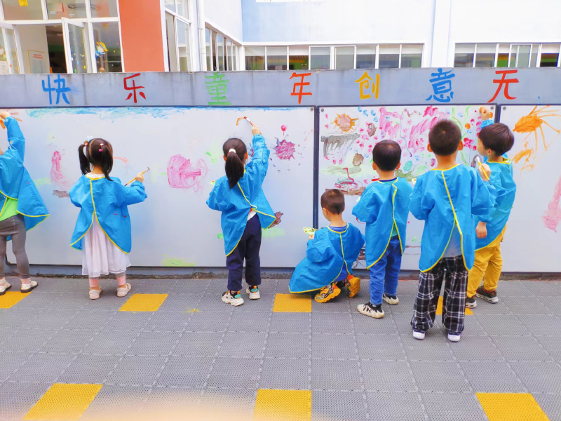 童蕾藍天幼兒園師生風采